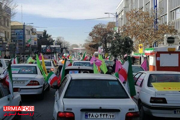 راهپیمایی باشکوه خودرویی و موتوری ۲۲ بهمن در ارومیه