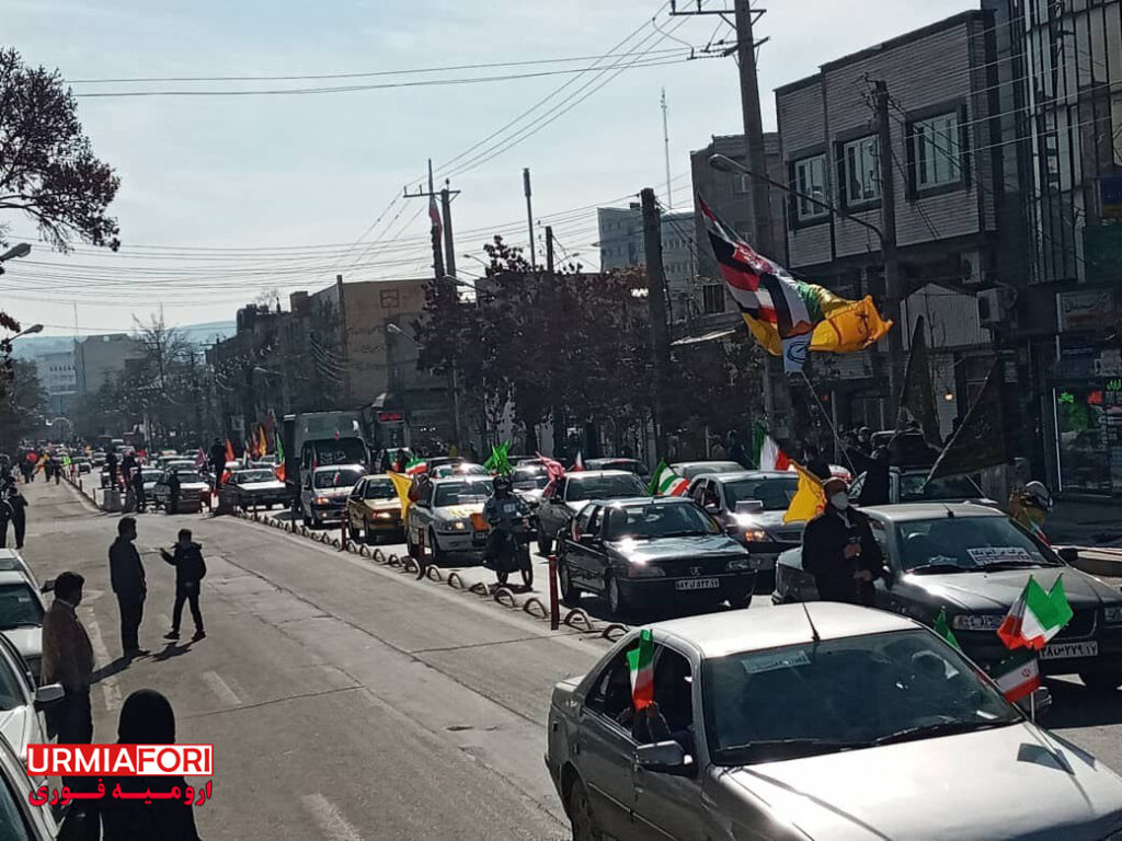 راهپیمایی باشکوه خودرویی و موتوری ۲۲ بهمن در ارومیه