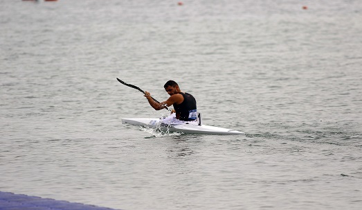 قایقران مهابادی برای حضور در رقابت‌های انتخابی المپیک عازم عمان شد